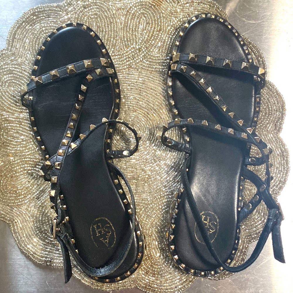 ASH peace leather sandal size 39 black with gold studs nearly new.